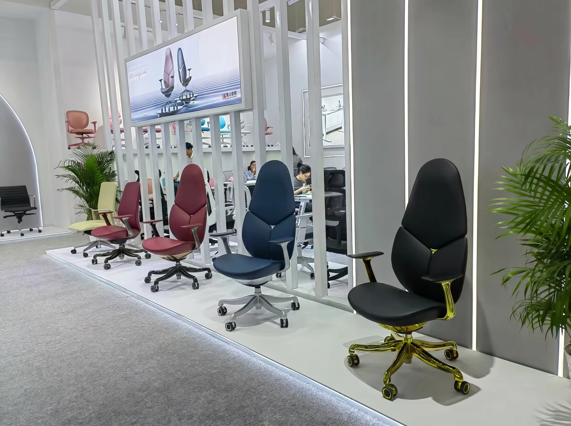 Executive and meeting seating zones at the CIFF Guangzhou 2025 booth