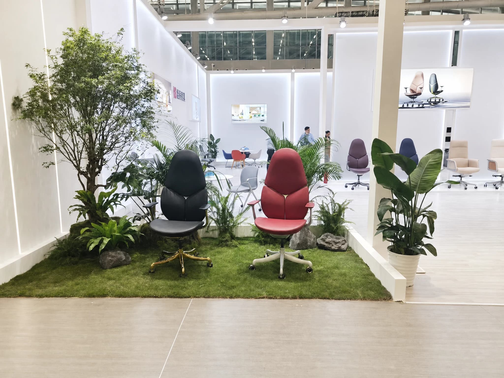 Nature-inspired Hanson Furniture booth at CIFF Guangzhou 2026